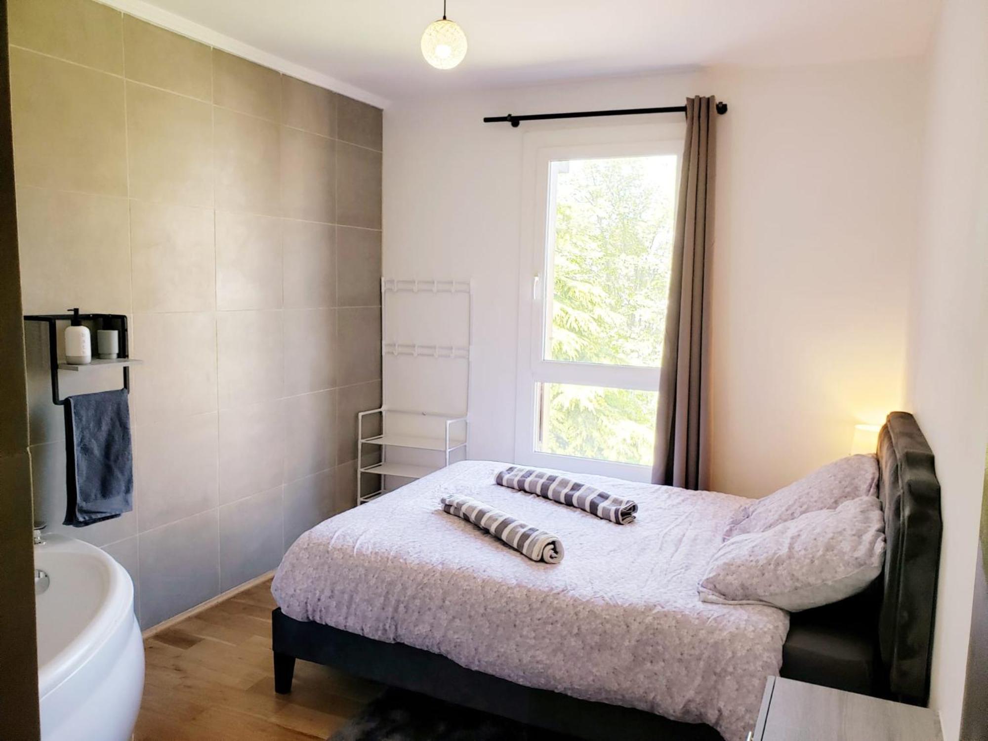 Suite From 1 To 6 - Bathtubs In Rooms - Air Conditioned Residential Appartement - Self-Arrival - Wifi - Netflix Disney - Kitchen - Laundry - Parking 亞維農 外观 照片