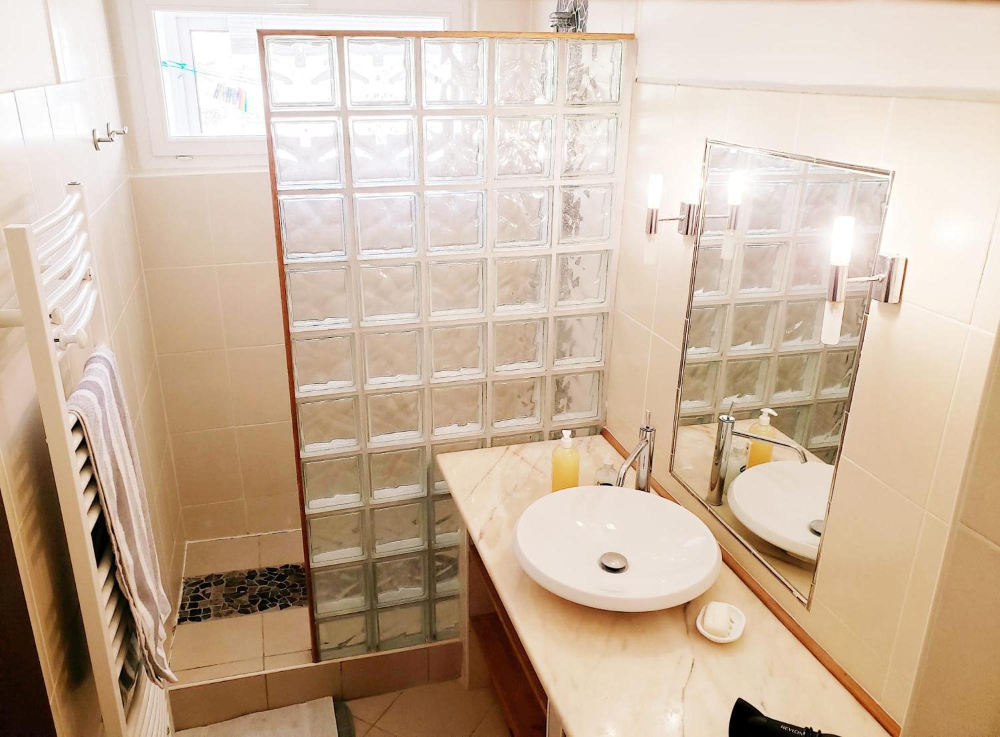 Suite From 1 To 6 - Bathtubs In Rooms - Air Conditioned Residential Appartement - Self-Arrival - Wifi - Netflix Disney - Kitchen - Laundry - Parking 亞維農 外观 照片