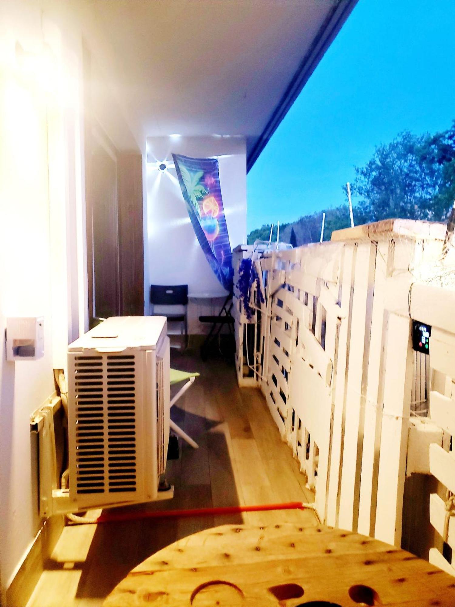 Suite From 1 To 6 - Bathtubs In Rooms - Air Conditioned Residential Appartement - Self-Arrival - Wifi - Netflix Disney - Kitchen - Laundry - Parking 亞維農 外观 照片