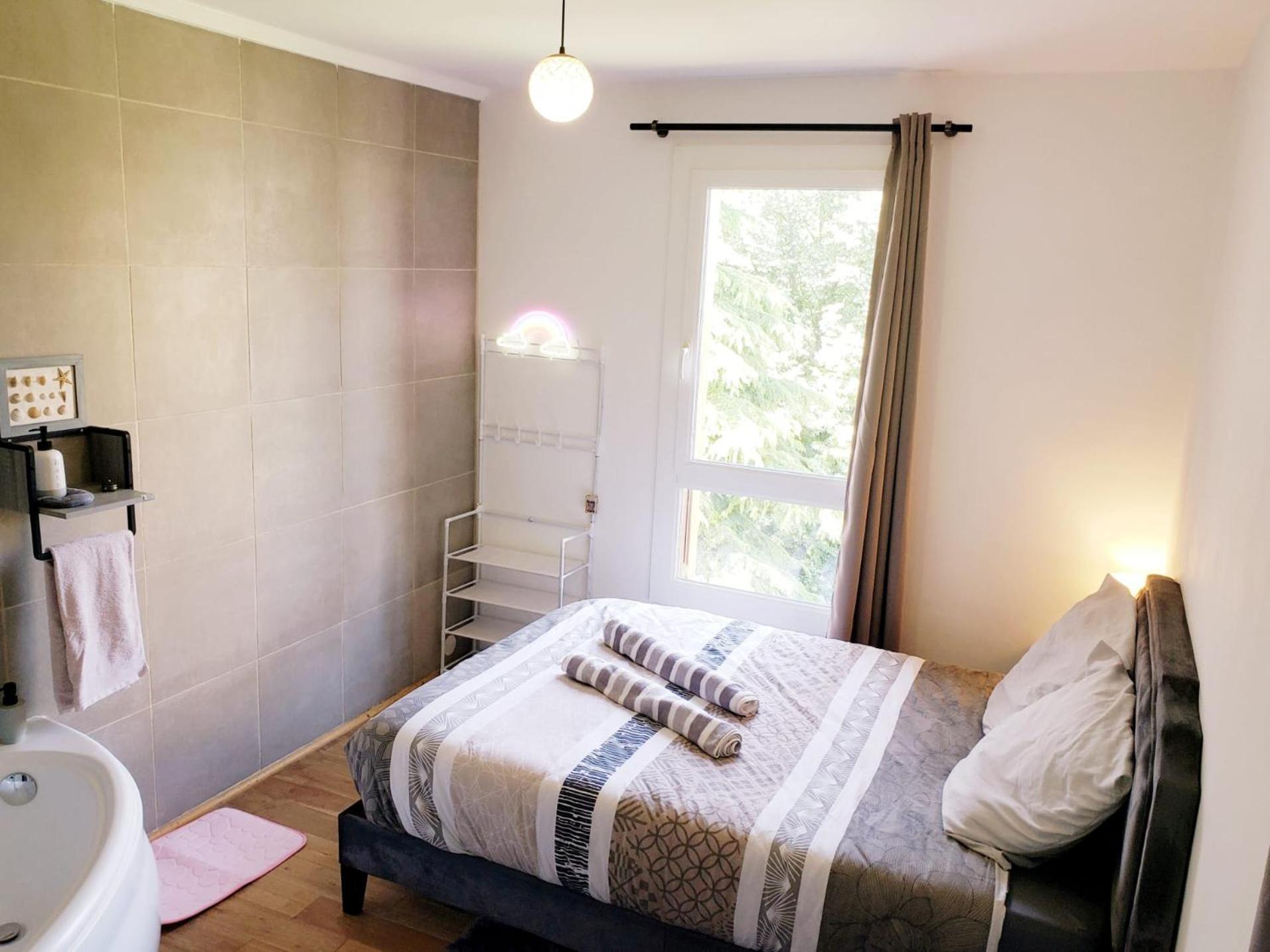 Suite From 1 To 6 - Bathtubs In Rooms - Air Conditioned Residential Appartement - Self-Arrival - Wifi - Netflix Disney - Kitchen - Laundry - Parking 亞維農 外观 照片